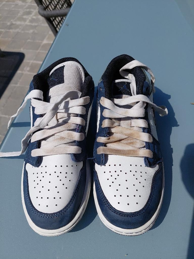 Nike air jordan low maat 34, Enfants & Bébés, Vêtements enfant | Chaussures & Chaussettes, Garçon ou Fille, Comme neuf, Enlèvement