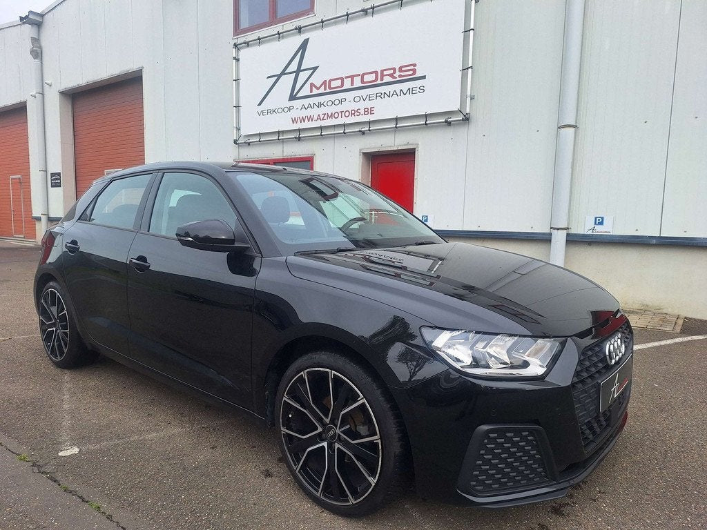 Audi A1 Sportback 25 TFSI Attraction Carplay/Android/Cruise, Auto's, Stof, Euro 6, 95 pk, Zwart
