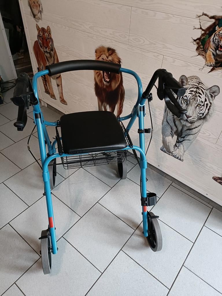 Tribune déambulateur 4roues, freins, panier et dossier NEUVE, Ophalen, Opvouwbaar