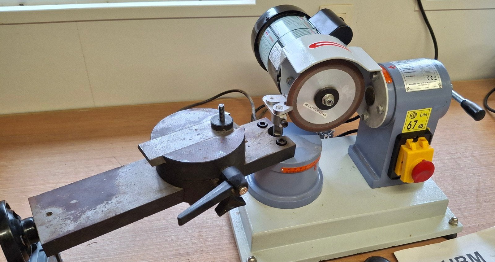 zaagblad slijpmachine  HBM, Enlèvement