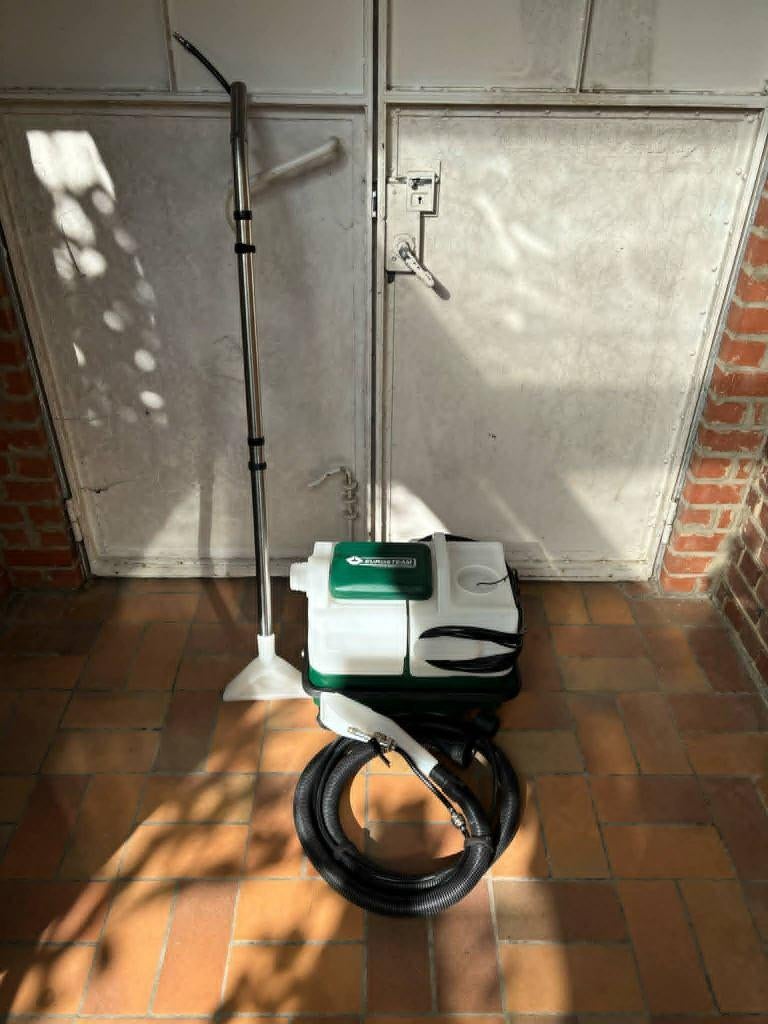 EUROSTEAM Tapijt voor afzuiginjectoren, Ophalen, Gebruikt