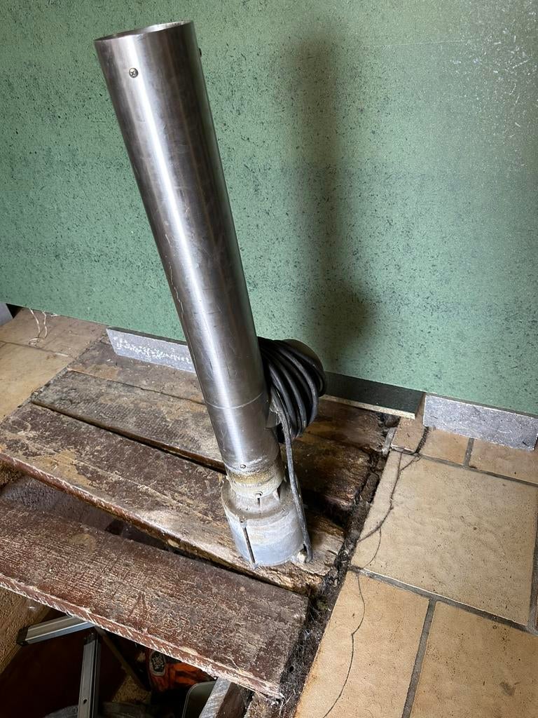 Pompe pour grand etang, Enlèvement, Comme neuf