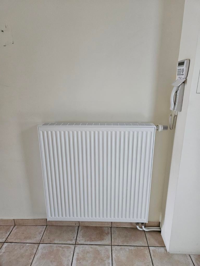 Radiateur panneaux acier type 22 90cmx90cm, Bricolage & Construction, Enlèvement, Radiateur