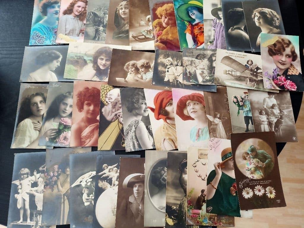 366 fantasie personen, Verzamelen, Postkaarten | Themakaarten, Ophalen of Verzenden