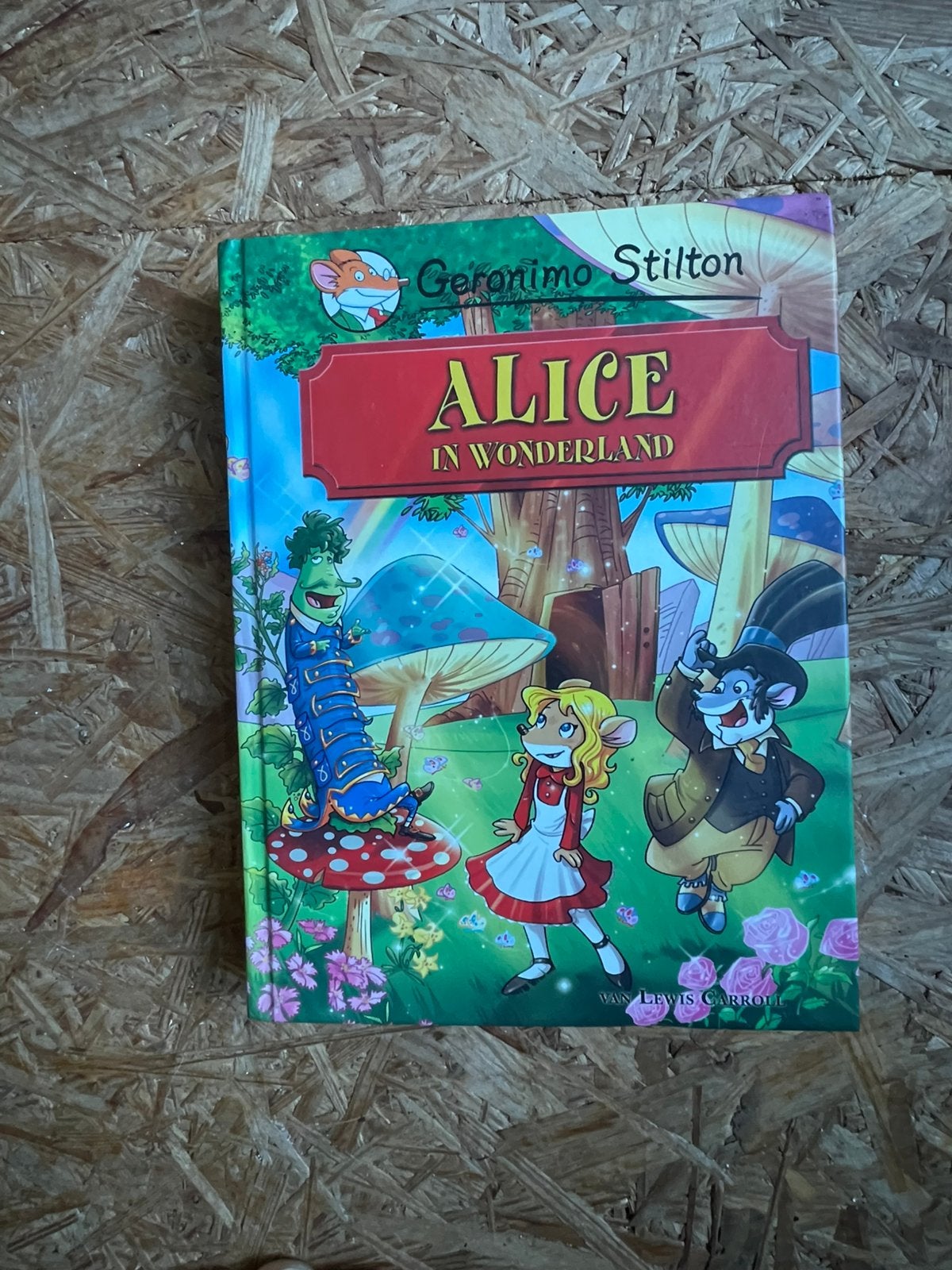 Lewis Caroll - Alice in wonderland - Geronimo Stilton, Ophalen of Verzenden, Lewis Caroll