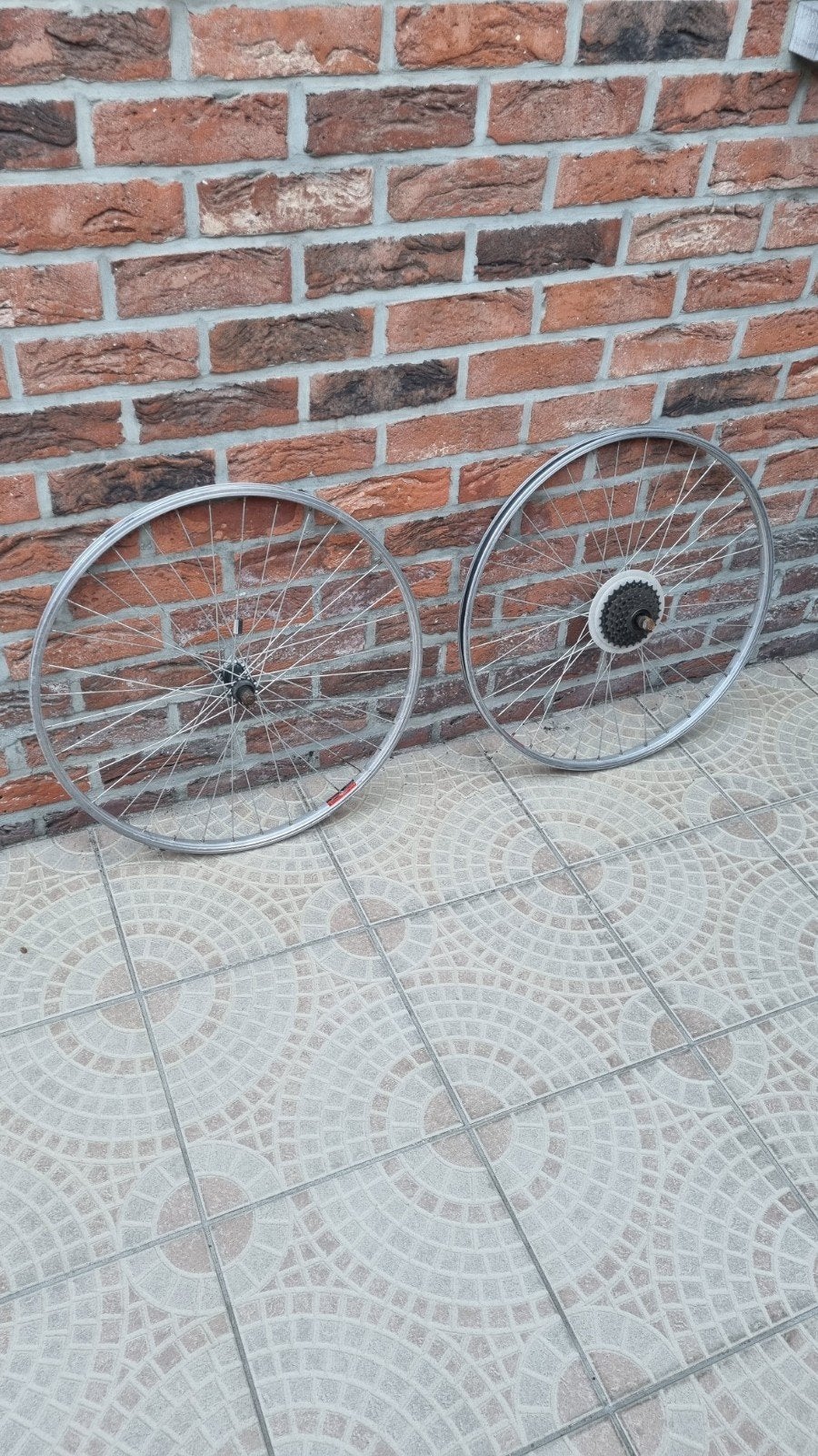 Vélos, Vélos & Vélomoteurs