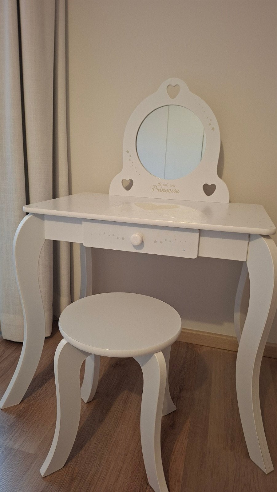 Make-up tafel voor kinderen., Ophalen, Gebruikt