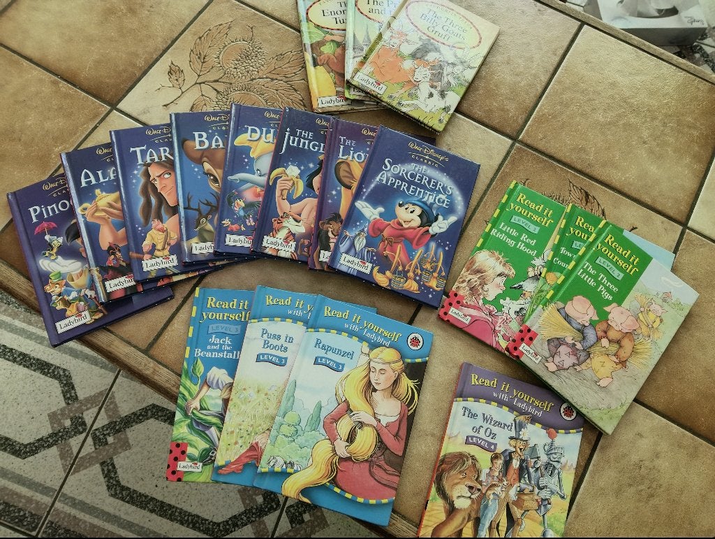 eenvoudige boeken voor kinderen (in het Engels), Jongen of Meisje, Voorleesboek, Sprookjes, Ophalen