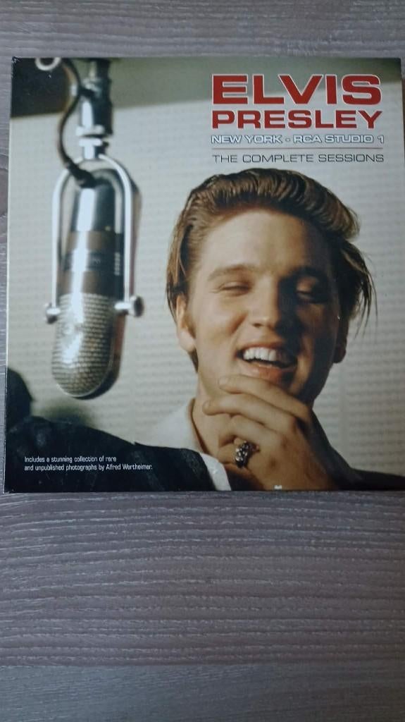 Elvis cd + dvdbox, plus prachtig boek, New York - RCA studio, Ophalen of Verzenden, Zo goed als nieuw, Rock-'n-Roll