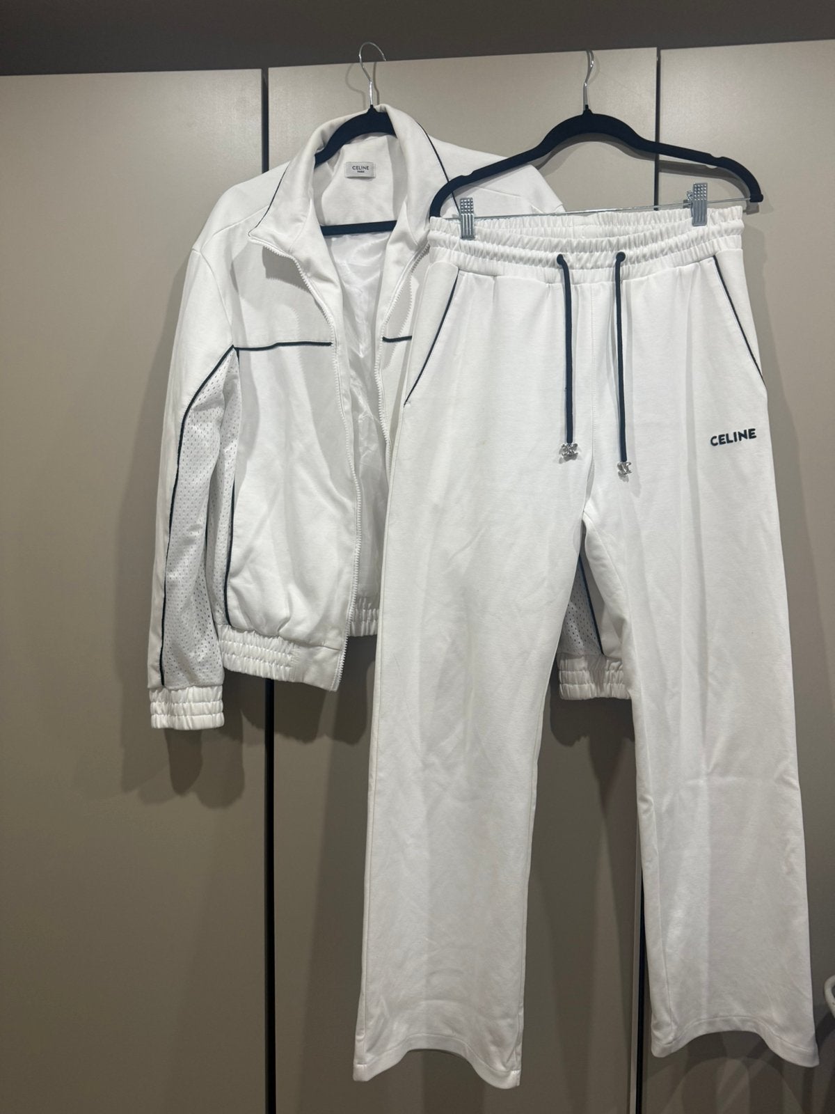 Celine tracksuit, Enlèvement, Comme neuf, Taille 52/54 (L)