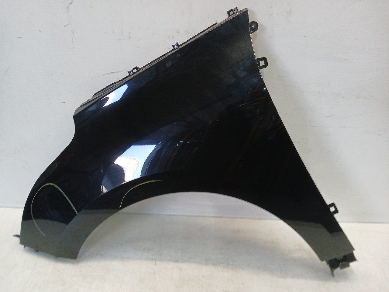 Spatbord links voor Renault Scénic, Onderdelen@venauto.nl, Van der Ven Autorecycling B.V., Ettenseweg 76, 4706 PB Roosendaal, The Netherlands
