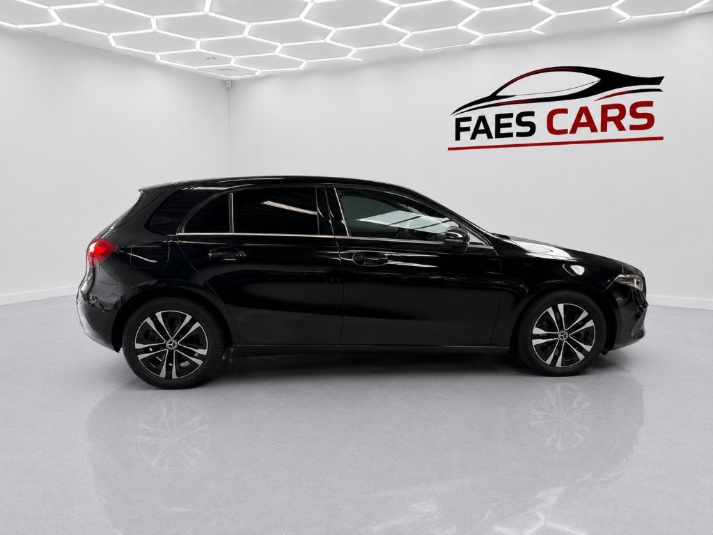 Mercedes A250 E phev hybride btw aftrekbaar, Autos, Achat, Euro 6, Garantie prolongée, Entretenue par le concessionnaire