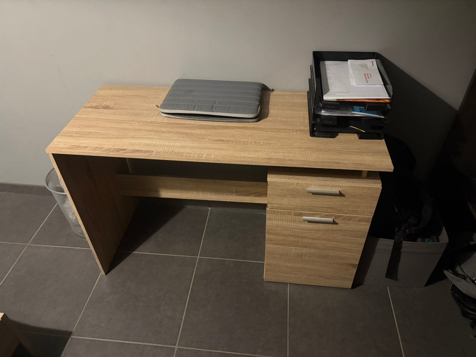 Bureau et chaise, Maison & Meubles, Bureaux, Enlèvement, Comme neuf