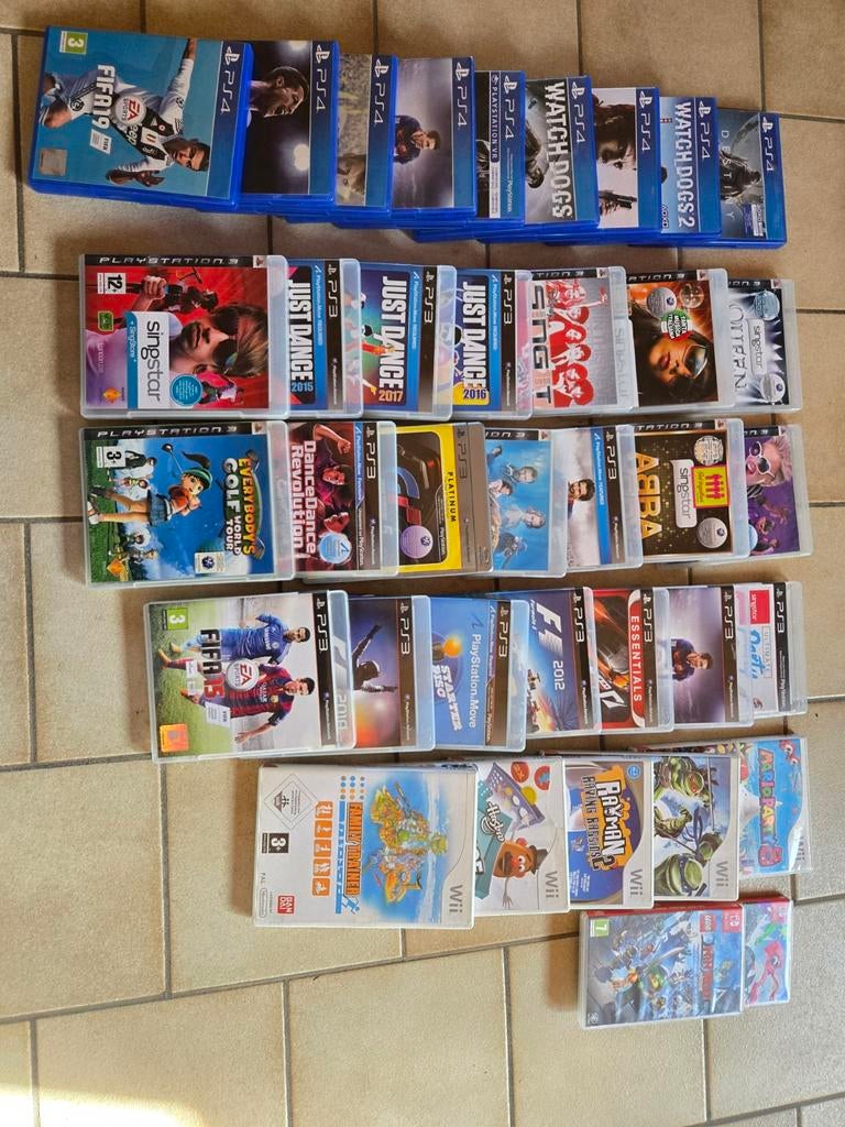 Lot de Jeux videos  & Tapis, Consoles de jeu & Jeux vidéo