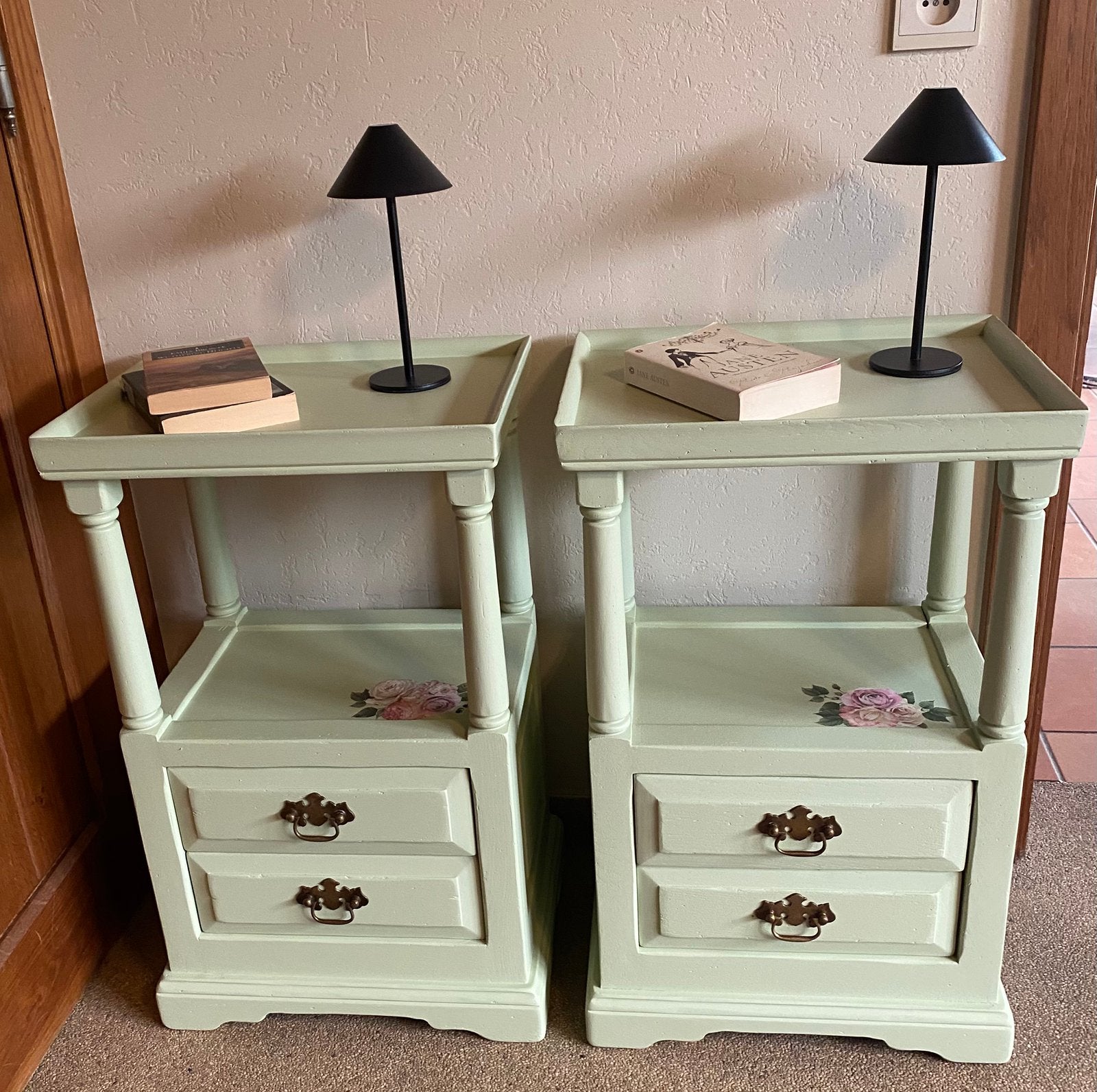 Prachtig opgeknapte nachtkastjes, Maison & Meubles, Chambre à coucher | Tables de chevet, Enlèvement, Comme neuf