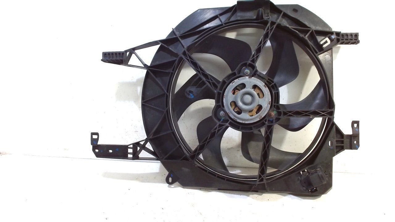 Koelventilatormotor Renault Trafic, Onderdelen@venauto.nl, Van der Ven Autorecycling B.V., Ettenseweg 76, 4706 PB Roosendaal, The Netherlands