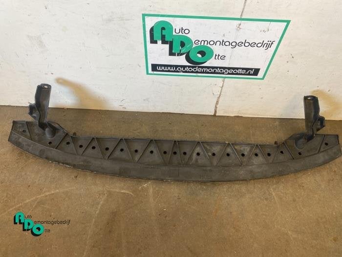 Cadre pare-chocs avant d'un Volkswagen Golf (Golf 04-), Autos : Pièces & Accessoires, Volkswagen, -, 3 mois de garantie, Utilisé