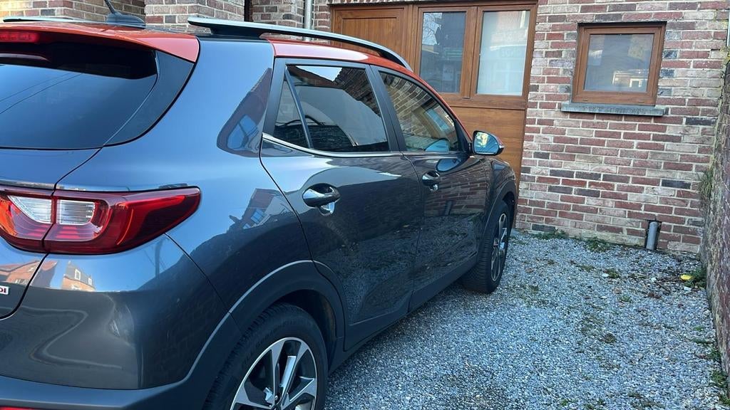 Kia stonic 1er propriétaire, Cuir, Achat, Particulier, Intérieur cuir