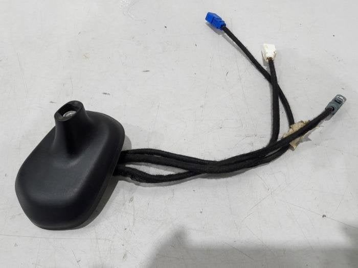 Antenne d'un Fiat 500X, -, 3 mois de garantie, Utilisé, Fiat