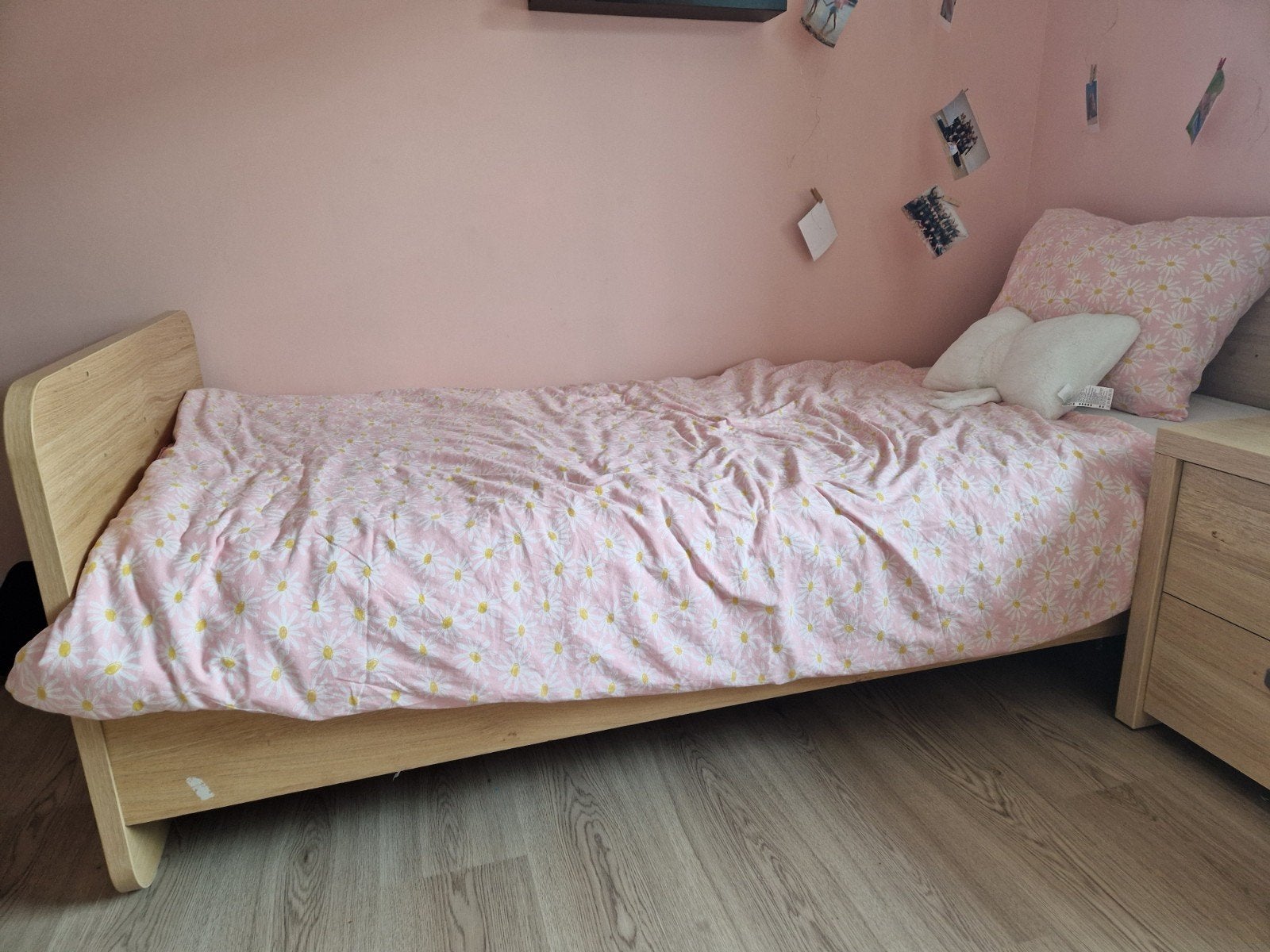 1 persoonsbed met nachtkastje, Huis en Inrichting, Ophalen