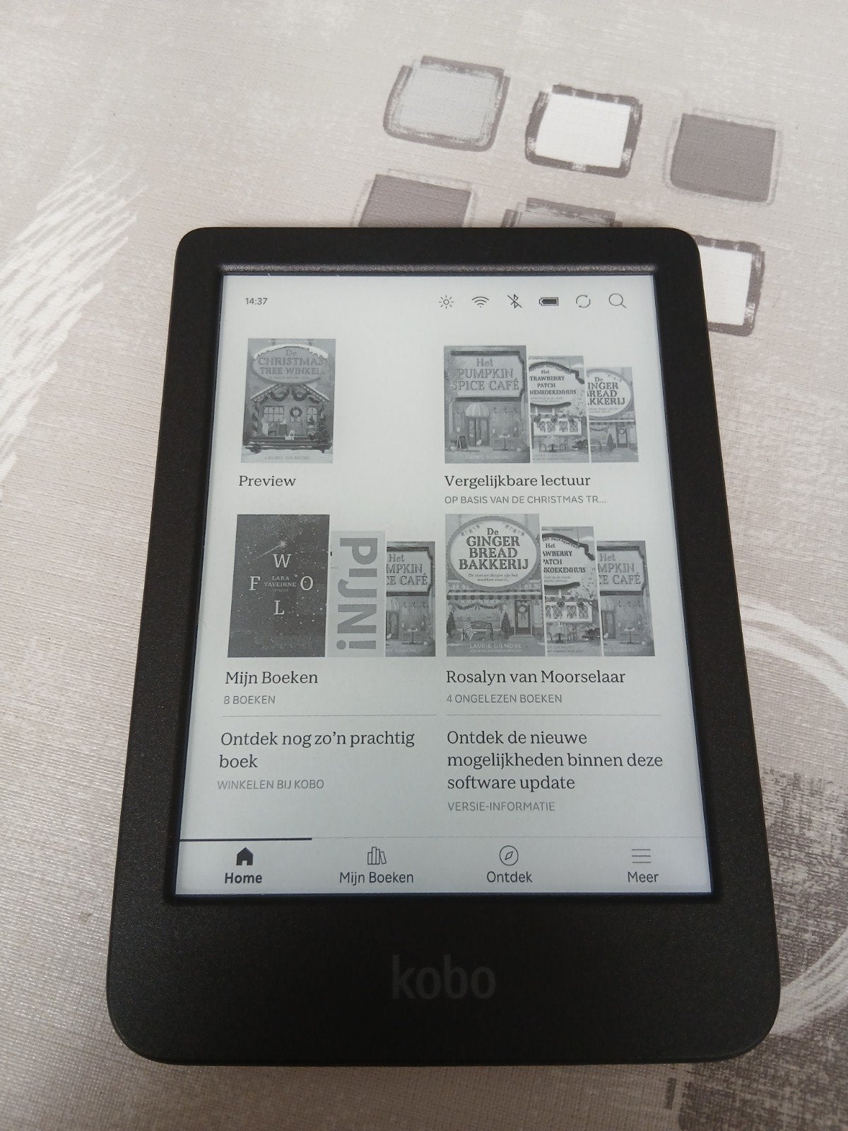 Rakuten Kobo Clara BW, Computers en Software, Ophalen, Touchscreen, 6 inch of minder, Zo goed als nieuw
