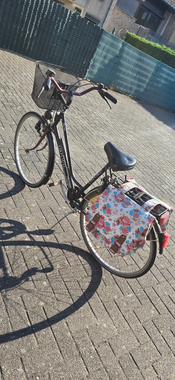 Fiets Oxford met fietszakken en mandje vooraan, Ophalen, Gebruikt