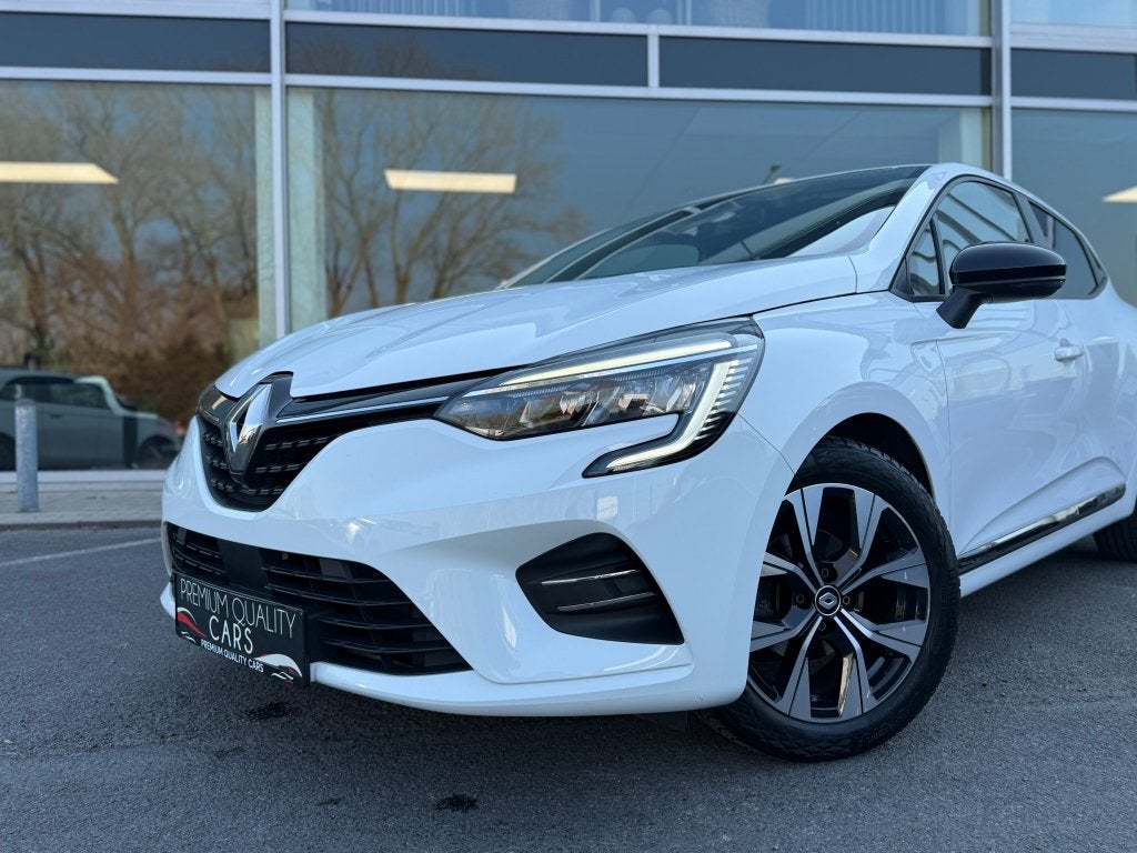 CARPLAY / SENSOREN / CRUISECONTROL / LED / AIRCO /, Voorwielaandrijving, Stof, https://public.car-pass.be/vhr/cd20e2a6-04c5-432b-8685-e65d637ca3ec?lang=nl