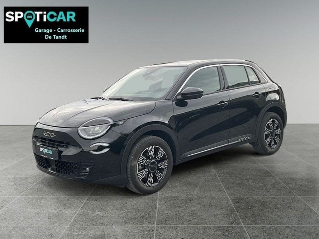Fiat 600 Pop 1.2 Benzine HYbrid (MHEV) 145 Pk vele optie's, Automaat, https://public.car-pass.be/vhr/e8b3be35-1bfa-47ad-b618-2666f83806bb