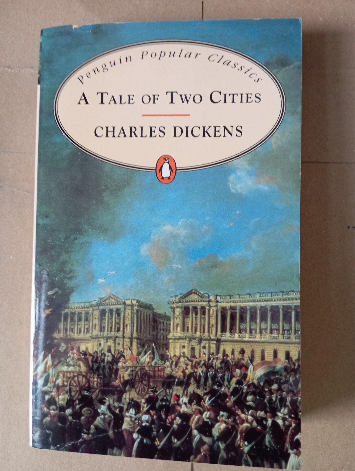 A Tale of Two Cities - Charles Dickens, Livres, Langue | Anglais, Enlèvement ou Envoi