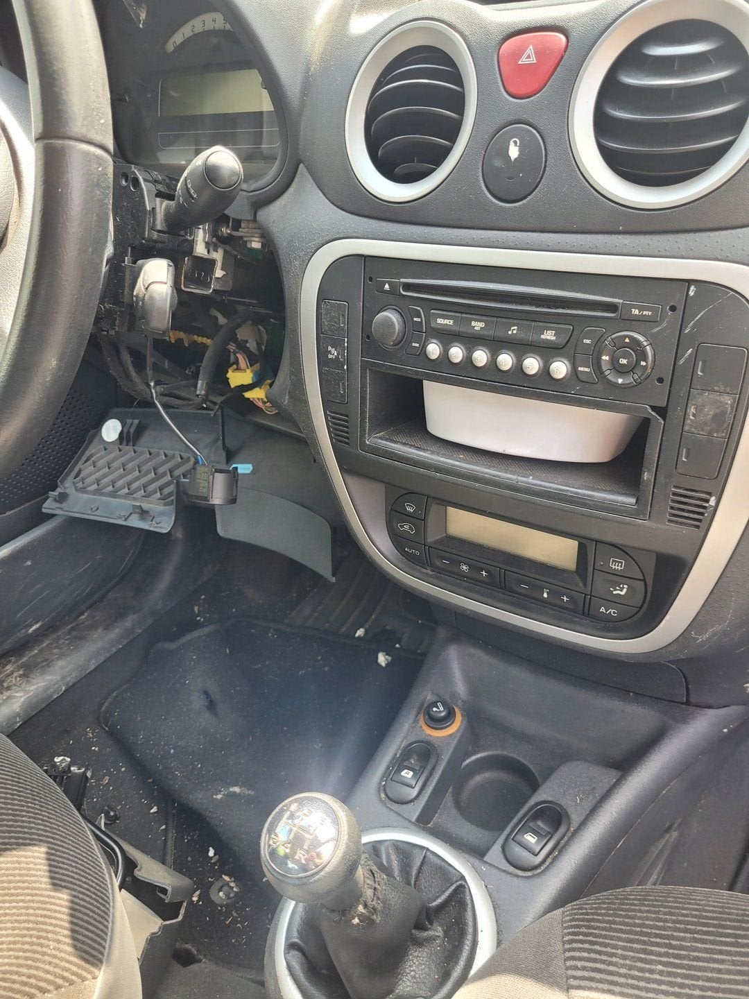 citroen c3 radio cd speler, Auto diversen, Autoradio's, Ophalen of Verzenden, -, -, -