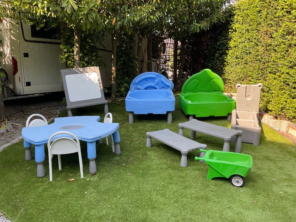 Wesco kleine en grote speeltafel + ander Wesco speelgoed, Ophalen, Gebruikt