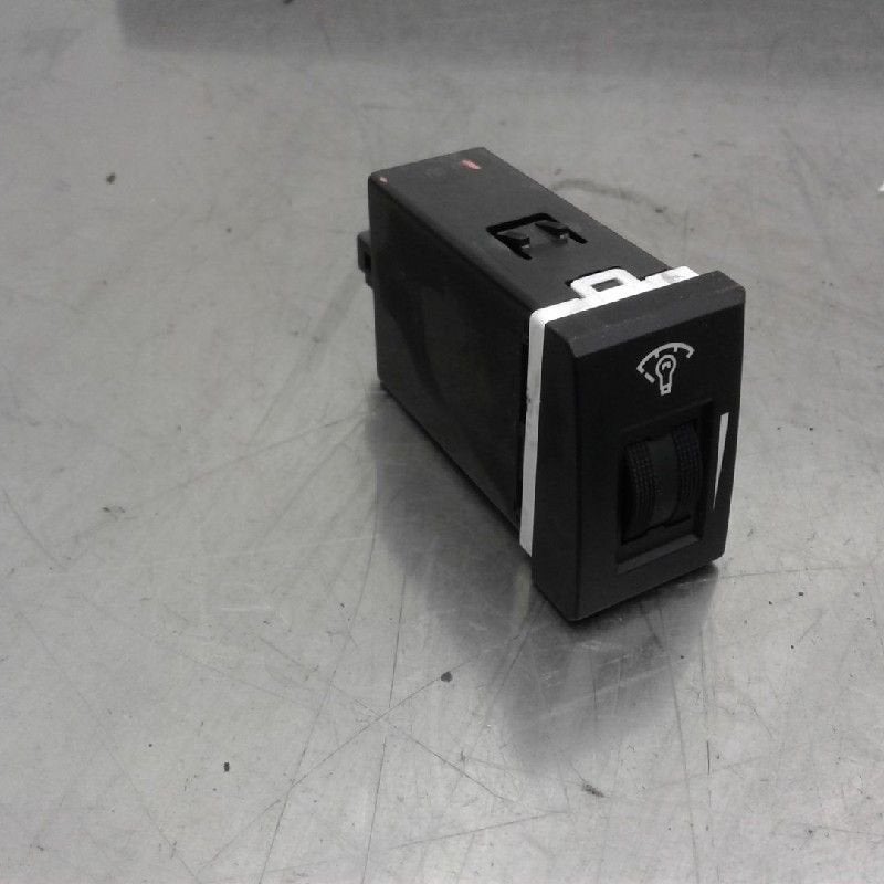 COMMUTATEUR PHARE REGLAGE C Hyundai i20 (01-2008/12-2015), Utilisé, Hyundai
