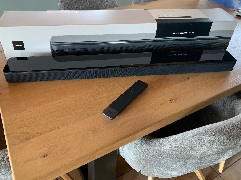 Bose Smart Soundbar 700 ( zwart ), Enlèvement, Comme neuf