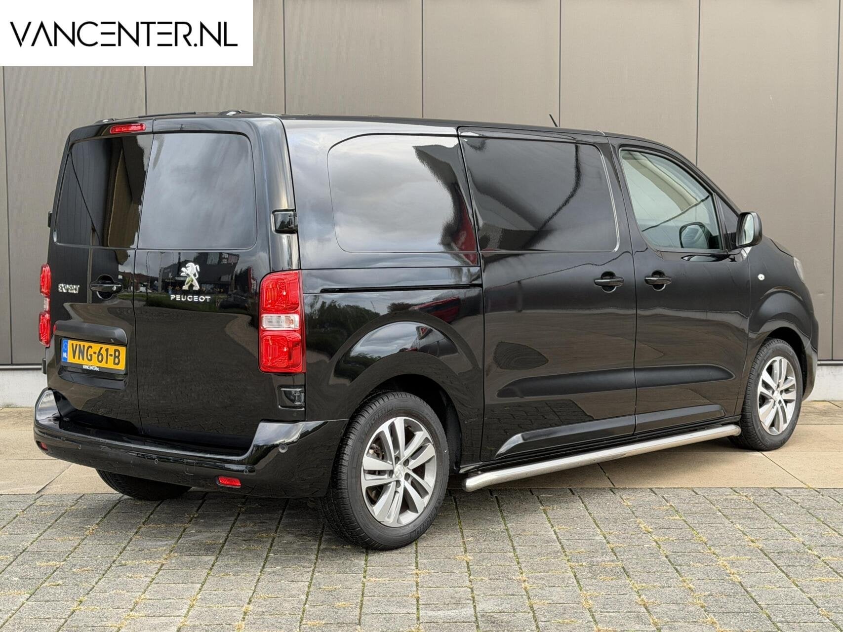 Peugeot Expert L2 2.0 BlueHDI 145PK Automaat Zwart Carplay, Achat, Euro 6, Entreprise, 3 places