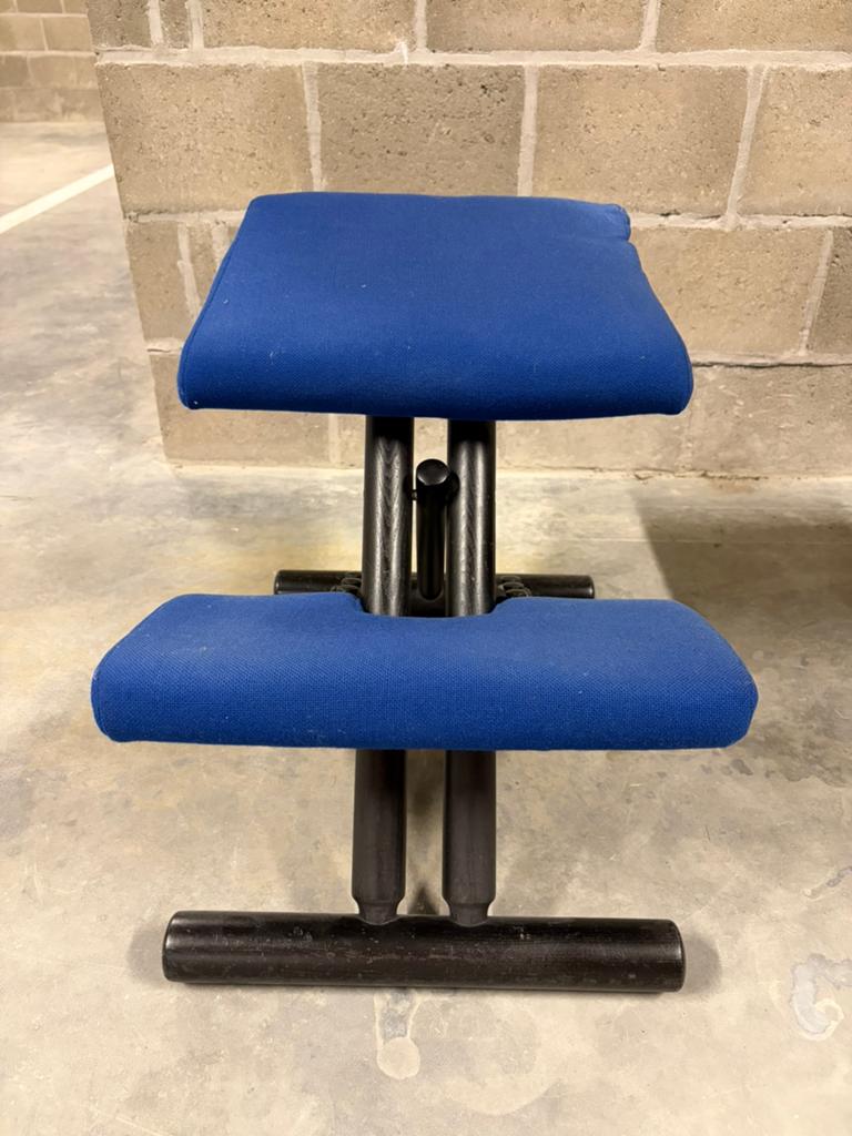 Ergonomische kniebureau-stoel, Ophalen, Gebruikt, Blauw, Bureaustoel