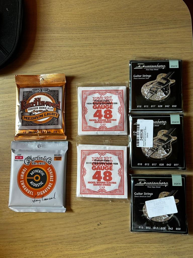 Assortiments cordes guitares - Ernie Ball/Martin/Duesenberg, Musique & Instruments, Instruments | Accessoires, Neuf, Guitare électrique