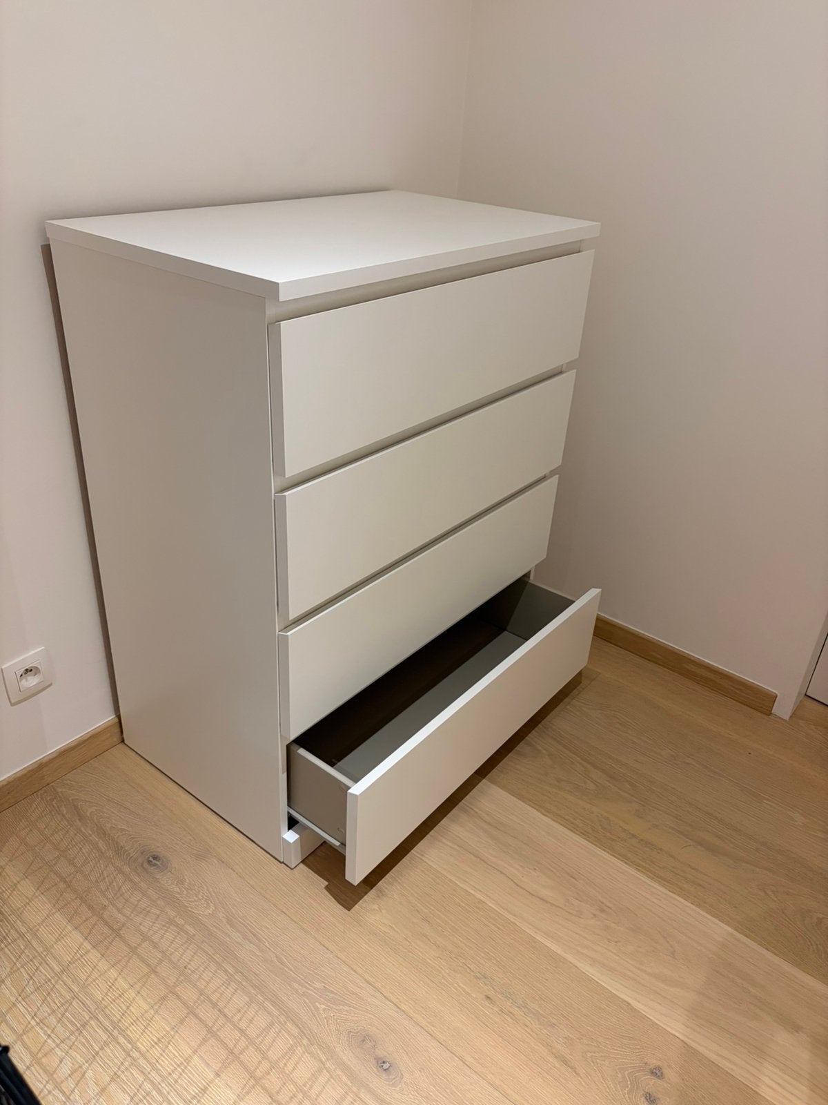 Ikea kast Malm 4 laden, Maison & Meubles, Armoires | Commodes, Enlèvement, Comme neuf