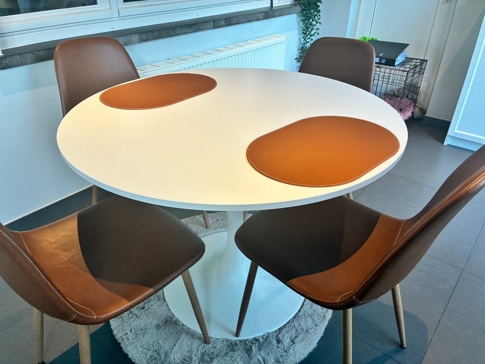 Table et chaises de cuisine rondes (ikea), Maison & Meubles, Enlèvement, Comme neuf