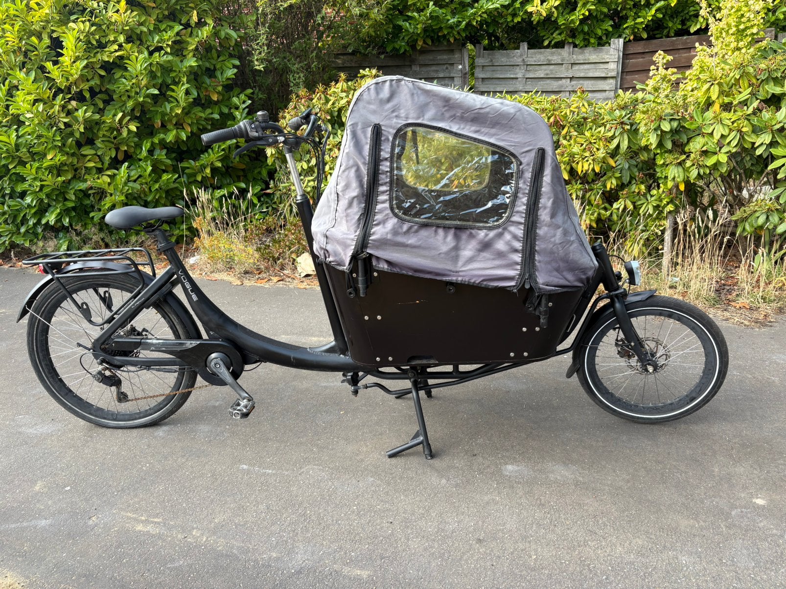 Elektrische vogue carry 2 bakfiets , brengen mogelijk, Enlèvement ou Envoi, Comme neuf, 4 enfants ou plus, Électrique