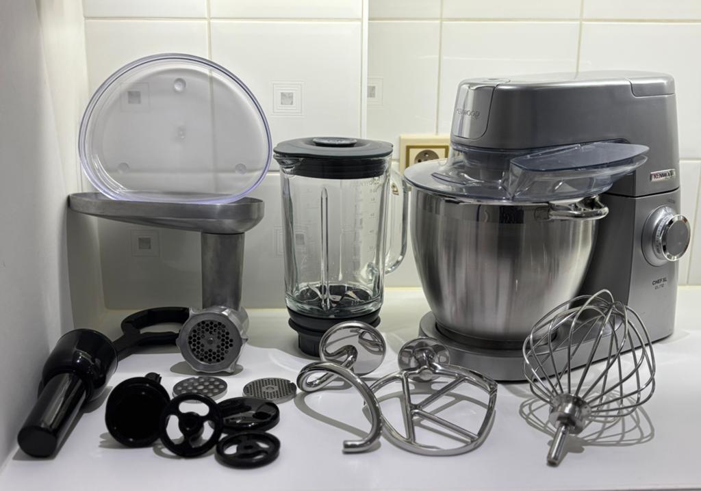 Kenwood XL Chef + Vleesmolen + Blender 1400W, Elektronische apparatuur, Ophalen, 4 liter of meer, Gebruikt, 3 snelheden of meer