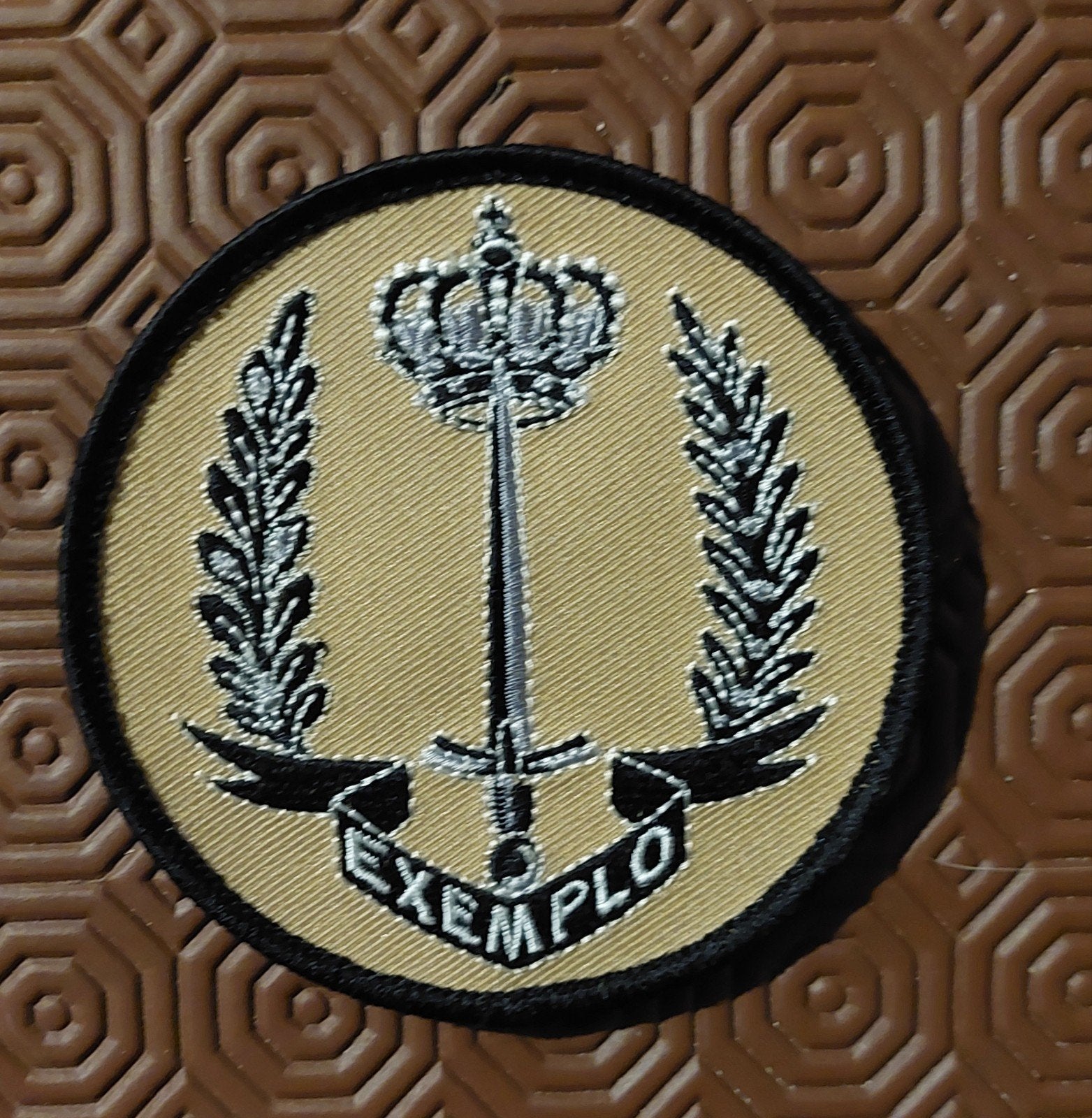 badge École infanterie, Collections, Enlèvement ou Envoi, Armée de terre, Emblème ou Badge