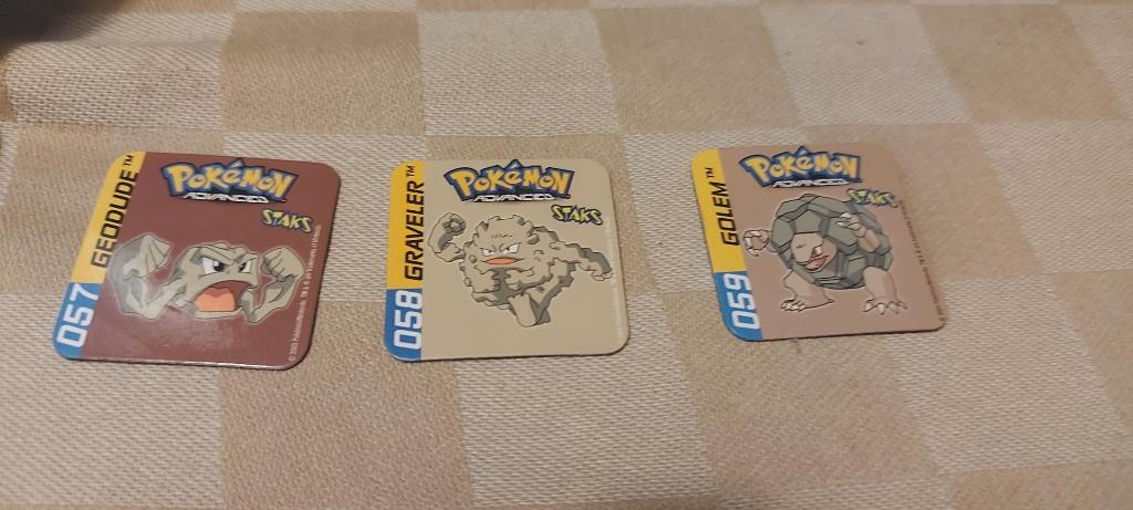 pokemon magneten panini geodude graveller golem staks 2003, Hobby en Vrije tijd, Verzamelkaartspellen | Pokémon, Ophalen of Verzenden