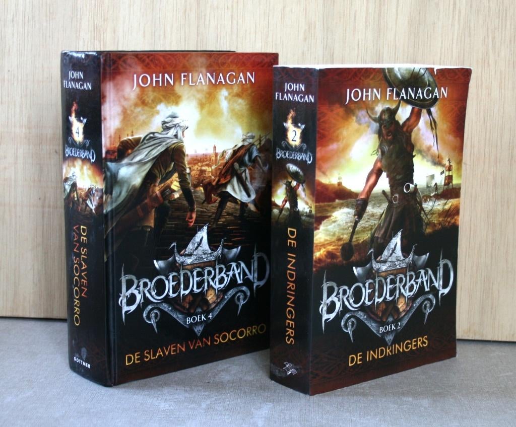Fantasy: Broederband x 2, Boeken, Ophalen of Verzenden, Gelezen, John Flanagan