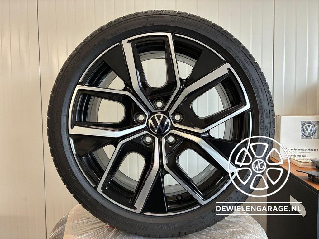 18 inch VW Golf 8 LEEDS Velgen NIEUW & Origineel 5x112 Bridg, Auto-onderdelen, Banden en Velgen, -, -, Banden en Velgen, Nieuw