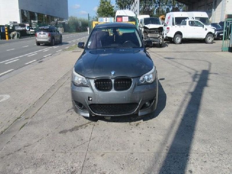 BMW 530  DIESEL 07-05, Auto's, BMW, Automaat, Lederen bekleding, Bedrijf, Diesel