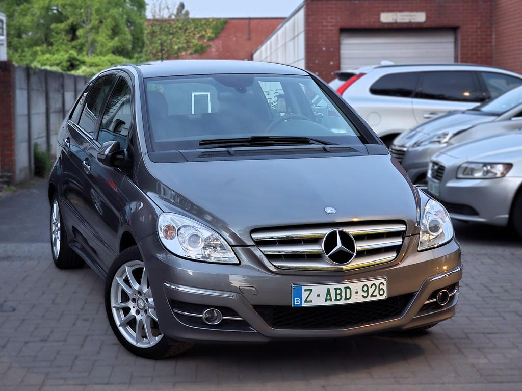 Mercedes-Benz B 170 i Facelift Carplay Camera Dealer onderho, Gebruikt, Zwart, 4 cilinders, 116 pk