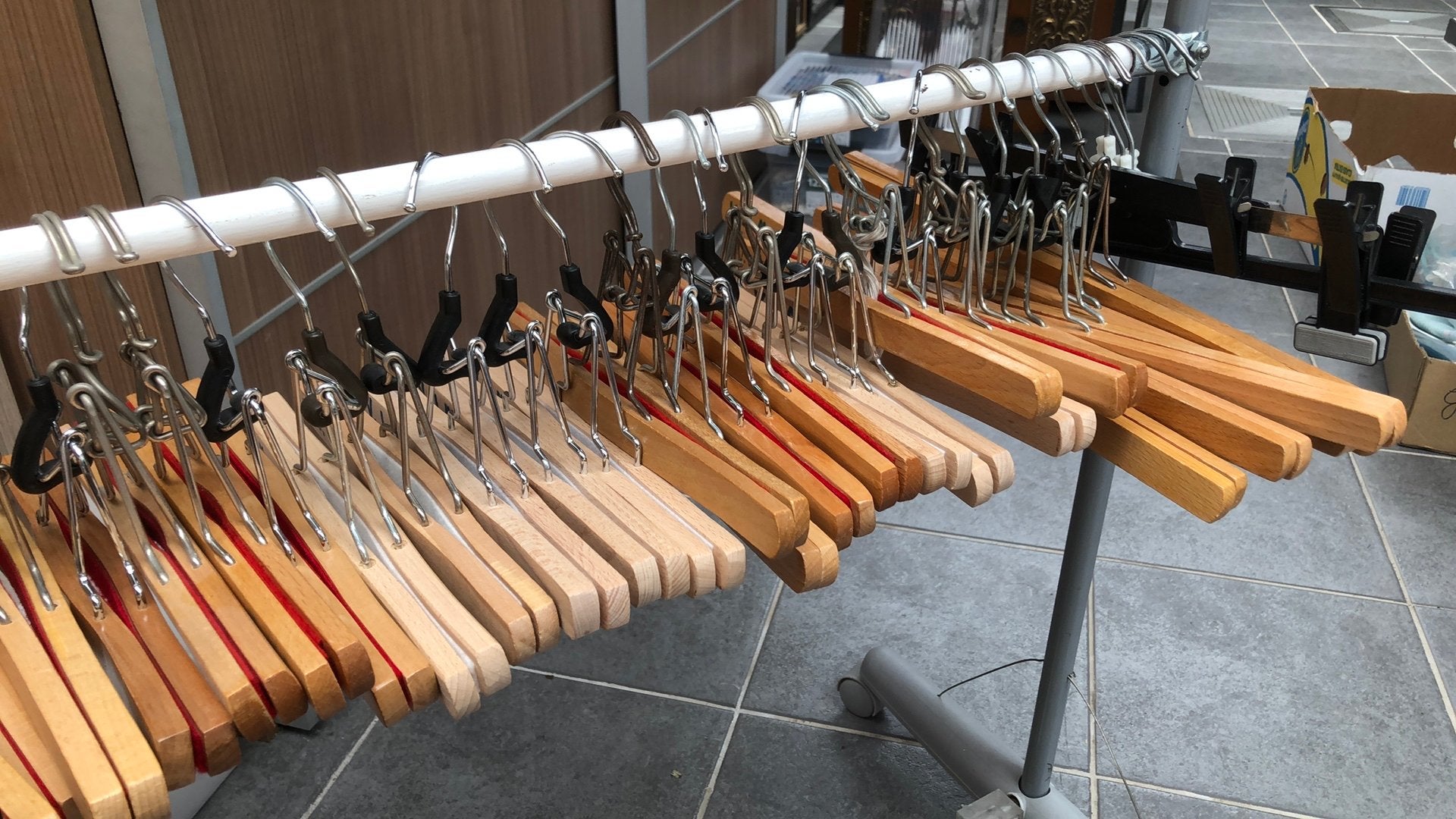Kapstokken, kleerhangers, Kleding | Dames, Ophalen, Gebruikt, Volwassenen