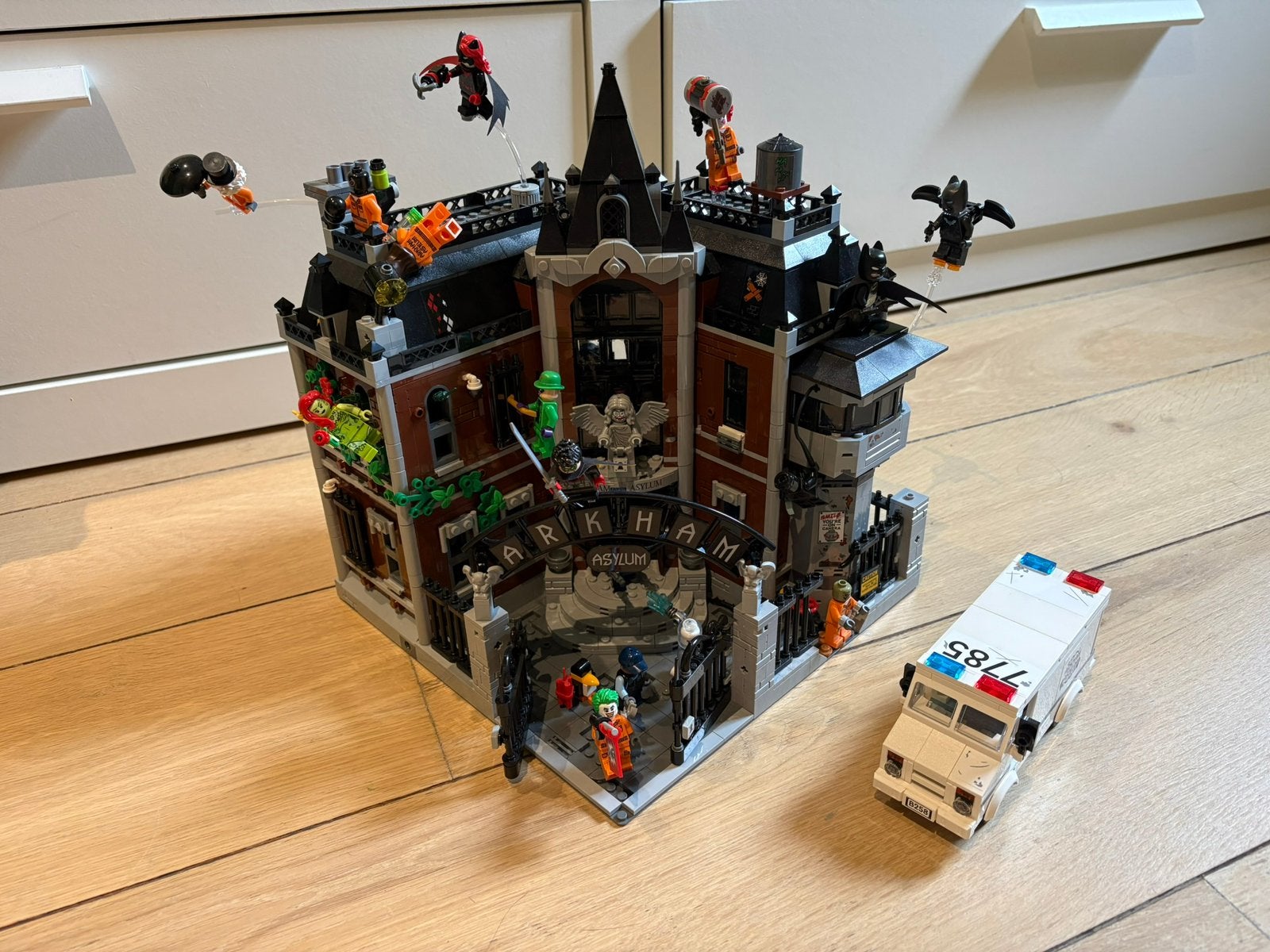Lego Batman Arkham Asylum 76300, Enfants & Bébés, Enlèvement ou Envoi, Lego, Ensemble complet, Utilisé