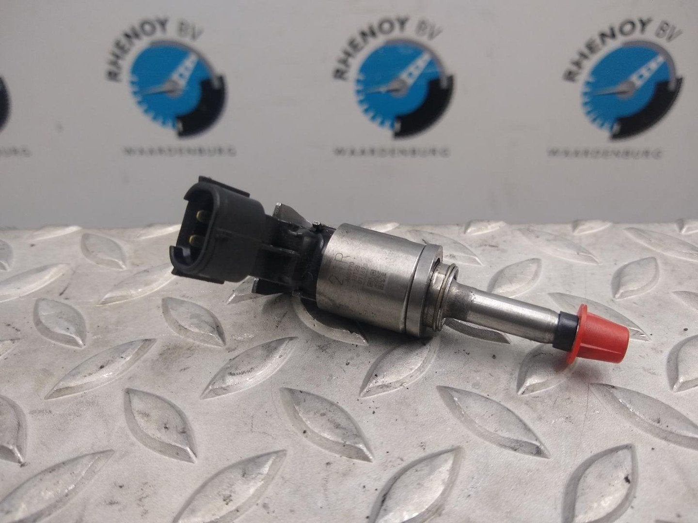 RENAULT MEGANE BRANDSTOF INJECTOR / VERSTUIVER 2016, Ophalen of Verzenden, Gebruikt, Stiba lid