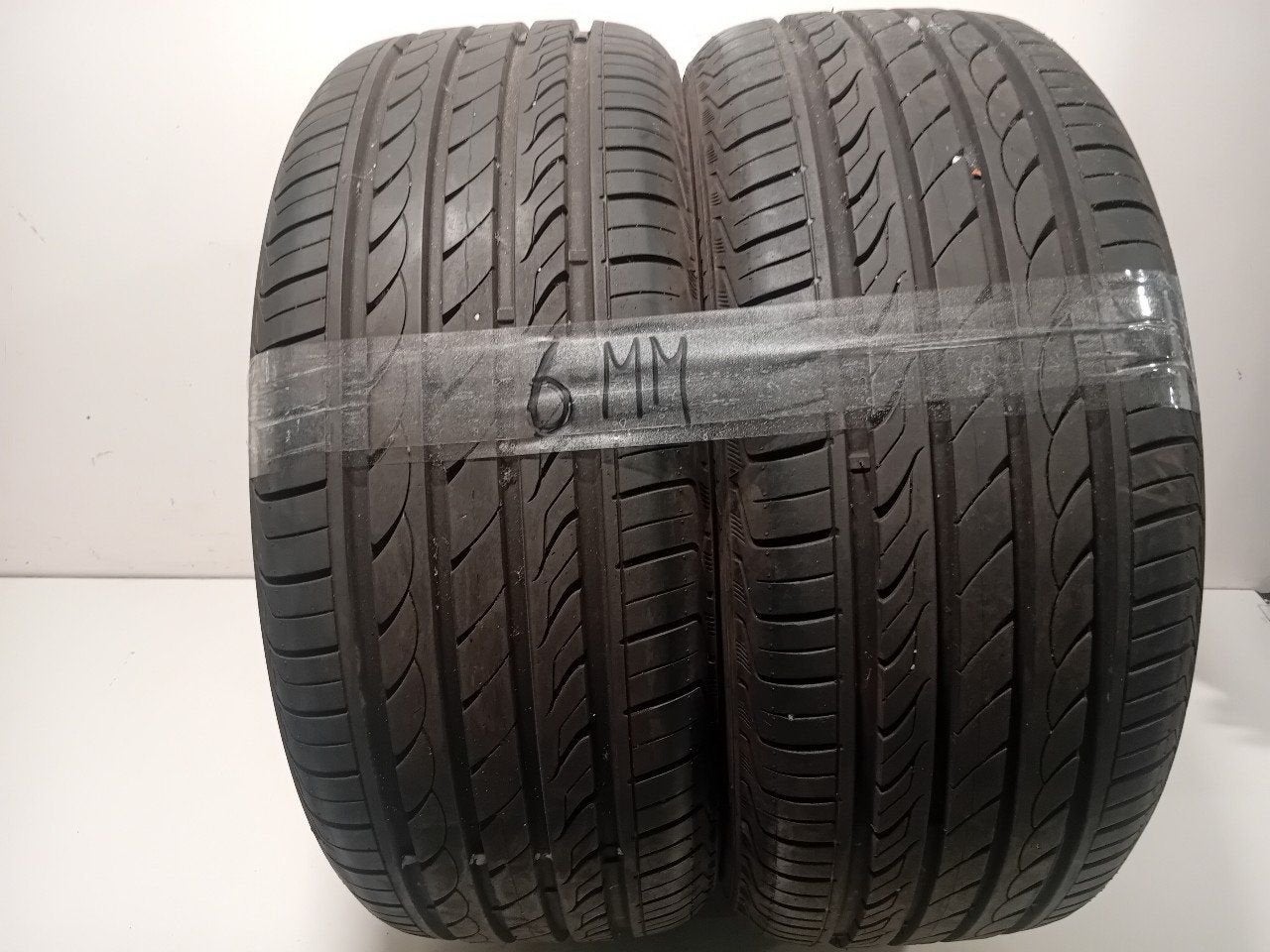 Bandenset 2 stuks Zomer 205 50 R16, Onderdelen@venauto.nl, Van der Ven Autorecycling B.V., Ettenseweg 76, 4706 PB Roosendaal, The Netherlands